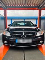 Mercedes-Benz Mercedes Benz C280 (W204) - Mercedes-Benz C 280 in Düsseldorf