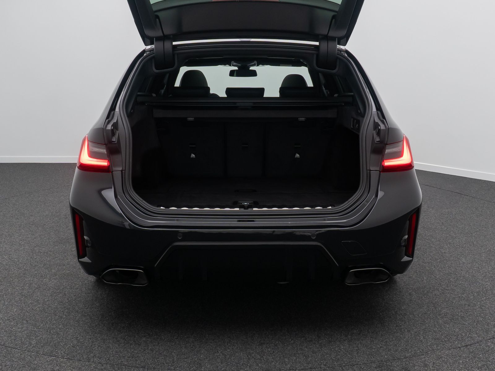 Fahrzeugabbildung BMW M340i xD H/K DAB AHK Panorama 19Zoll WidsDisplay