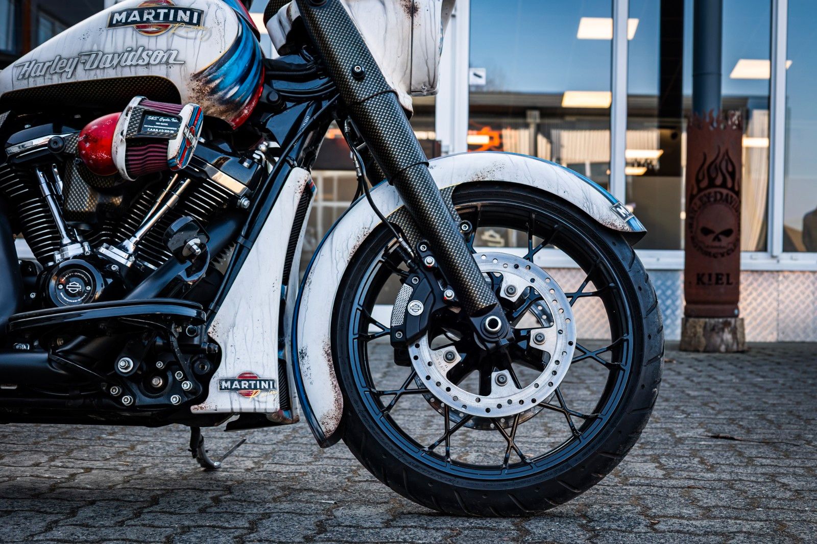 Fahrzeugabbildung Harley-Davidson ROAD KING SPECIAL 114 FLHRXS - MARTINI-RACING