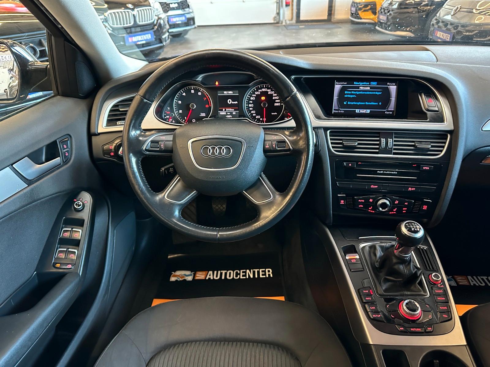 Audi A4 2013 — photo 8