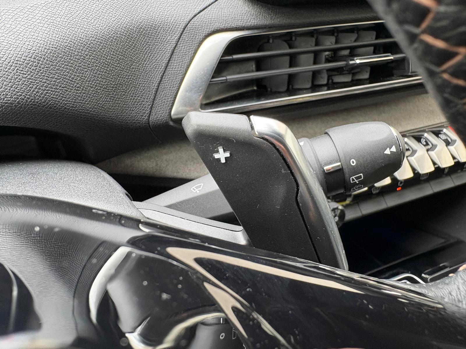 Peugeot 3008 GT -Garantie/Abstandstempomat/S-Heft-