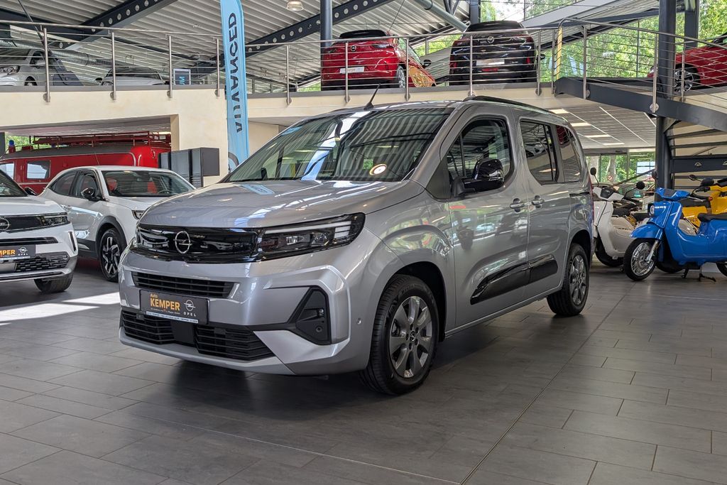 Opel Combo Life — fotografia 3