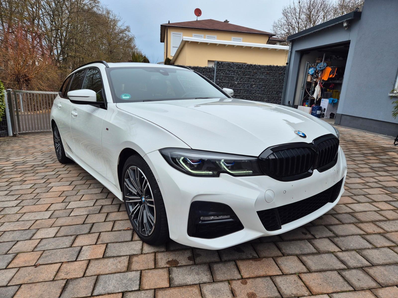 BMW 320d MPaket LivePR Laser Kam STHZ H/K Ufrei 1.Hd