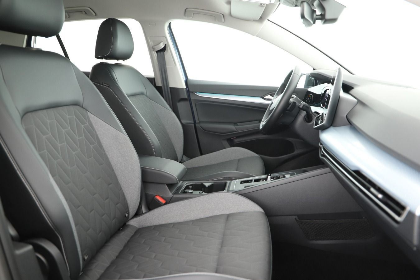 Volkswagen Golf - Bild 7