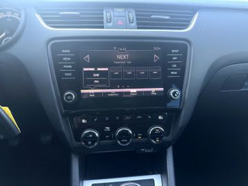 Skoda Octavia Combi 1.0 TSI Tour SHZ, KLIMAA, CARPLAY