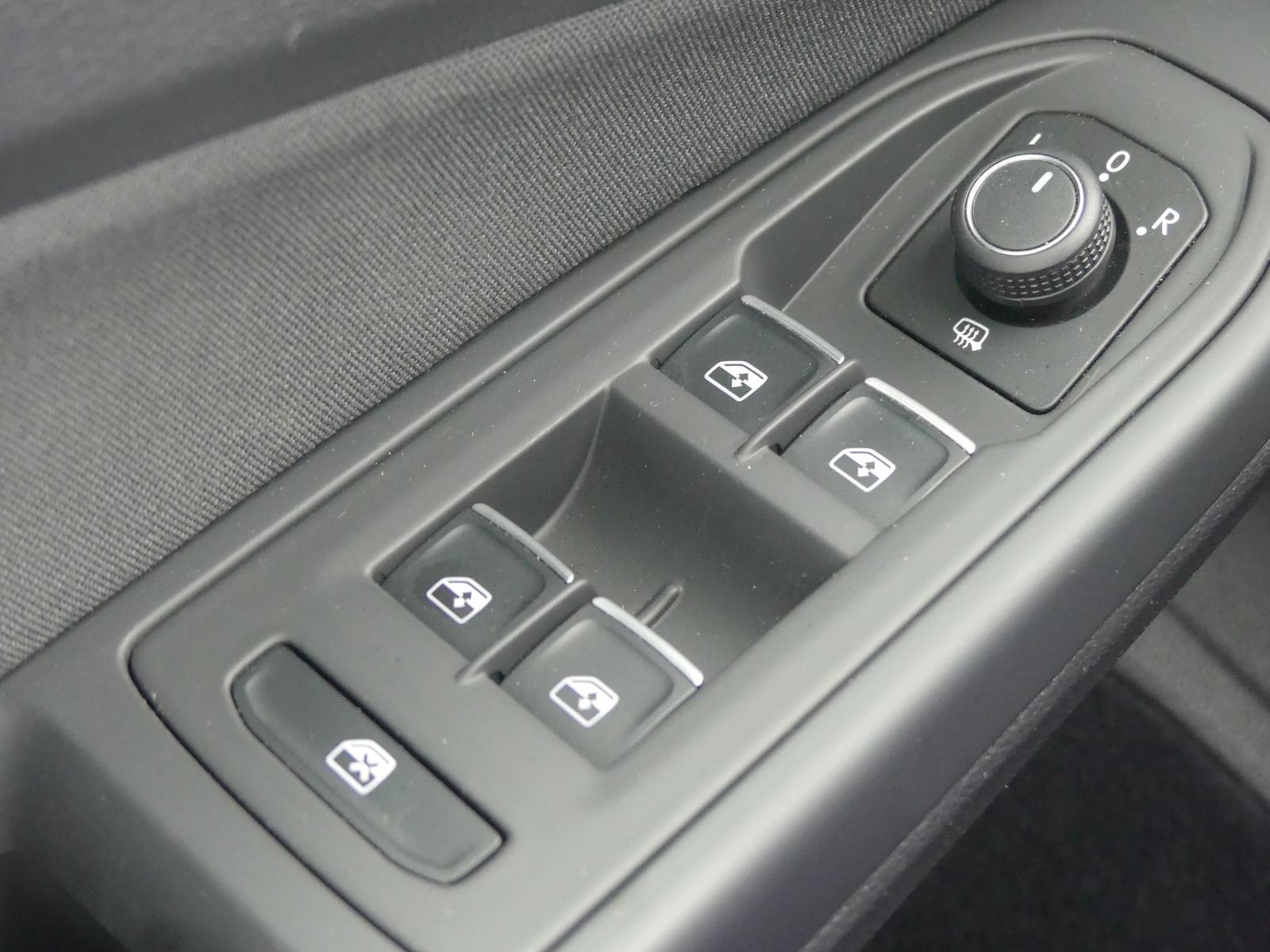 Volkswagen Golf VIII Variant Life eTSI LED Navi ACC AHK PDC, миниатюра 23