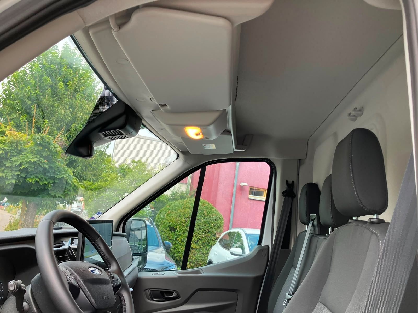 Fahrzeugabbildung Ford E-Transit Kasten E 350 L3H3 SDH*NAVI*PDC*68KWh