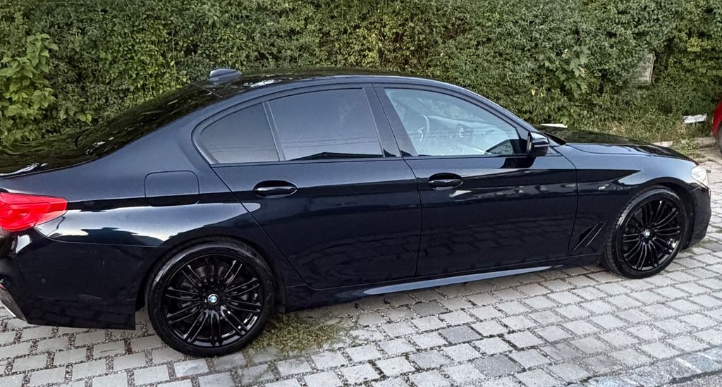 Image of BMW 520