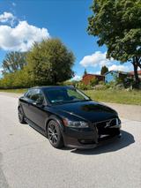 Volvo C30 2.0 Benziner - 145 PS - Volvo C30: 2.0