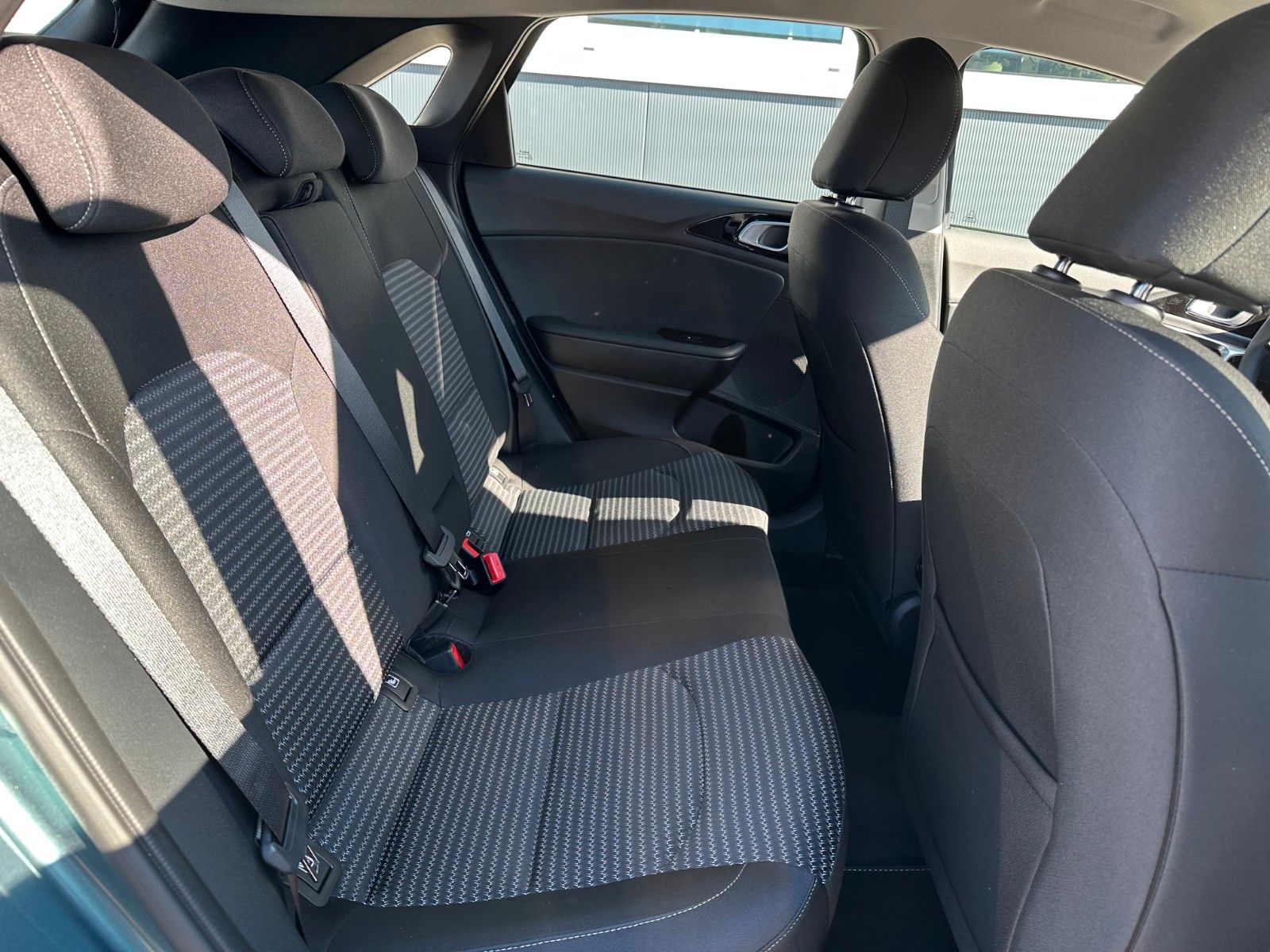 Fahrzeugabbildung Kia cee'd / Ceed 1.0 T-GDI Ultimate Edition MT