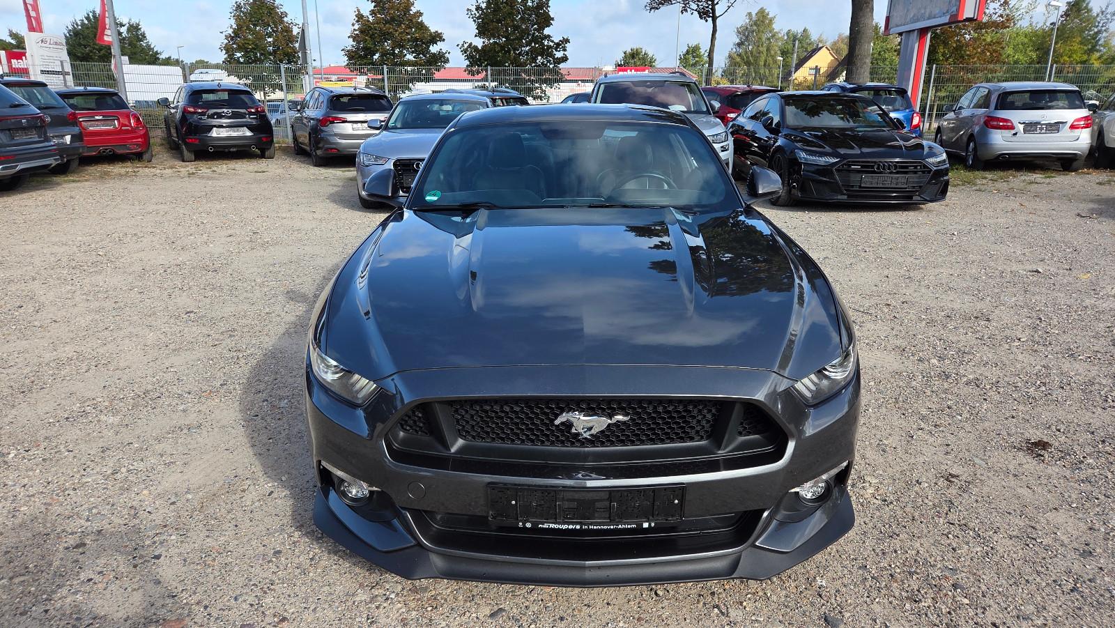 Ford Mustang GT Fastback 5.0 V8 421 ch BVA / 40 400 km / Premium Pack / Cuir ventilé / Caméra de recul