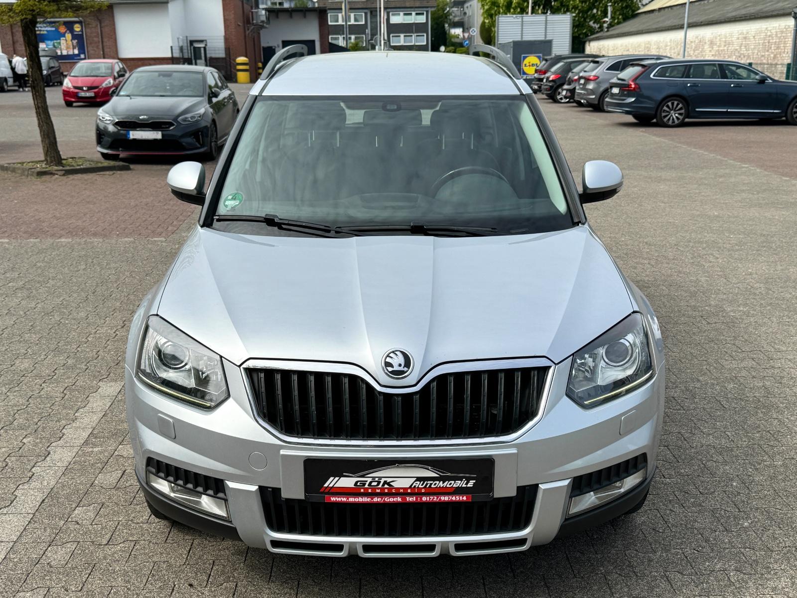 Skoda Yeti 2,0 TDI DSG AMBITION OUTDOOR 4x4 NAVI XENON