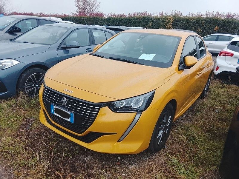 PEUGEOT 208