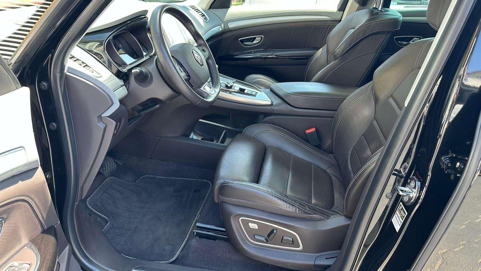 Fahrzeugabbildung Renault Espace Initiale Paris TCe 225 EDC