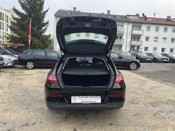 Mercedes CLA 220 Shooting Brake - 10