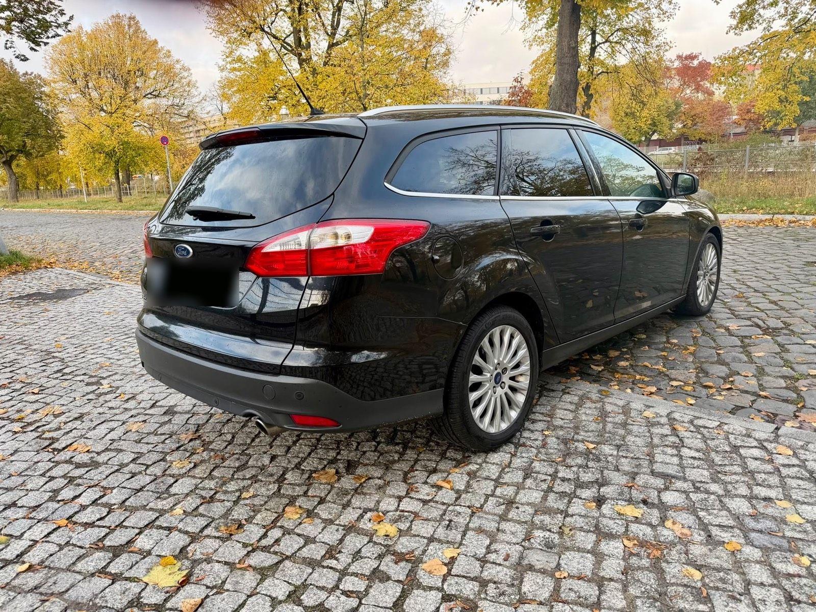 Ford Focus 2012 — photo 5
