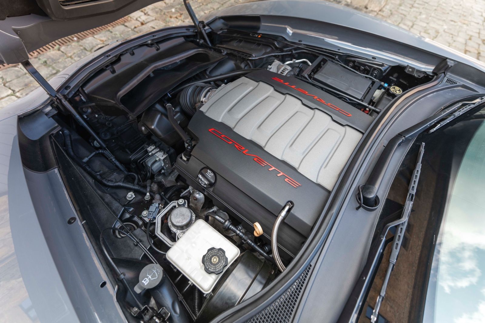 Fahrzeugabbildung Corvette C7 Stingray LT1 6,2L TARGA KAM BOSE NAV AUTO