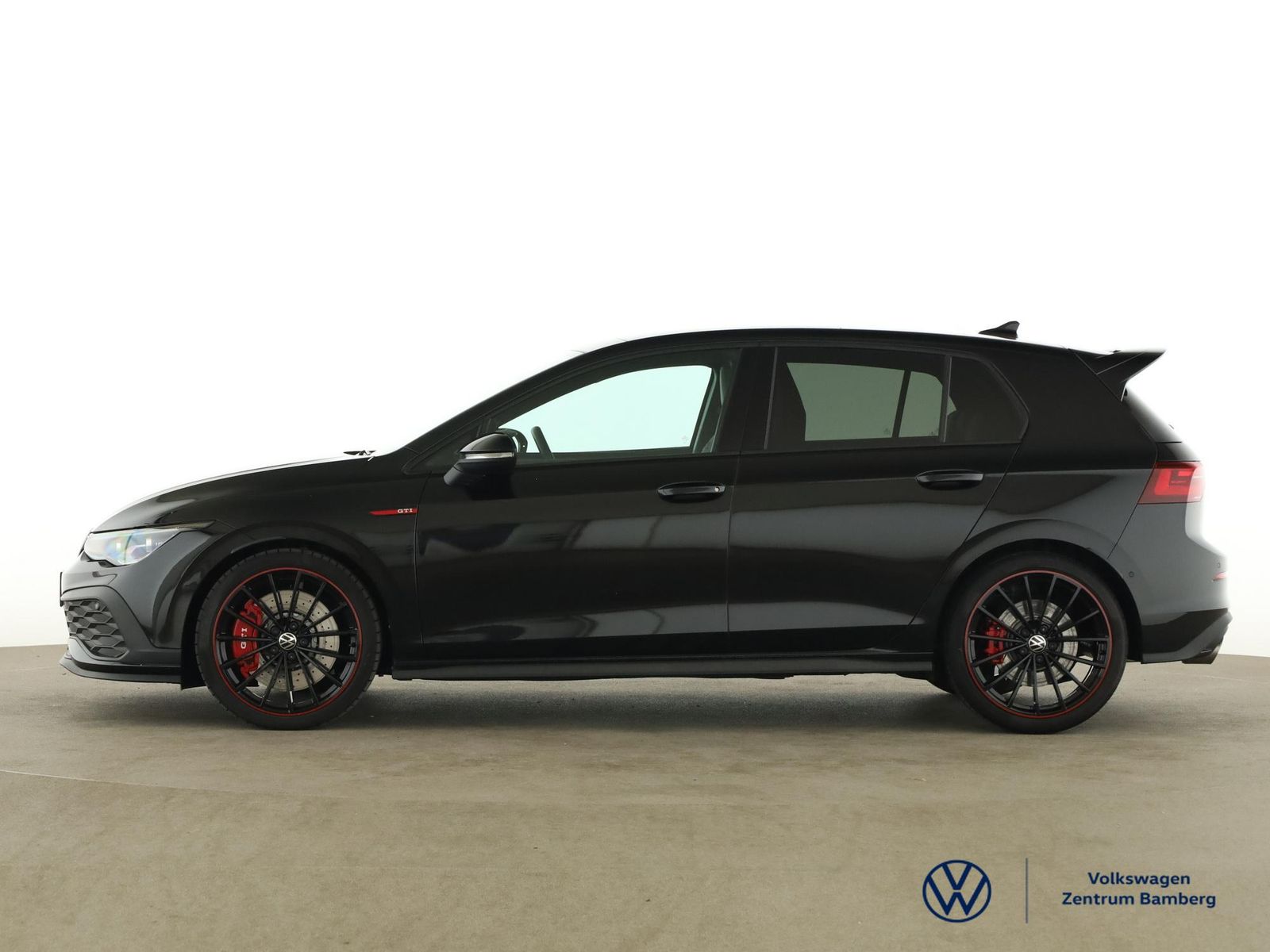 Volkswagen Golf VIII 2.0 TSI GTI Clubsport DSG AKRA PANO foto 3