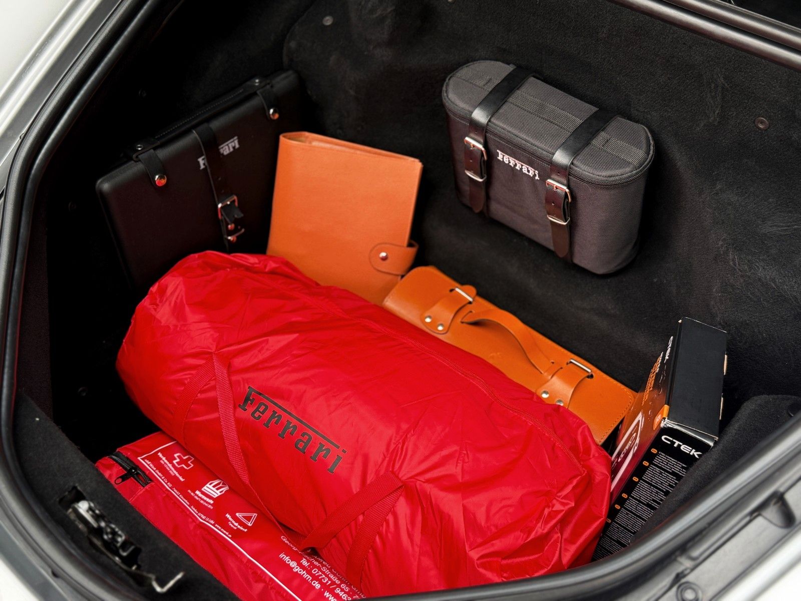 Fahrzeugabbildung Ferrari F430 F1 + Argento Nürburgring + Innen Blue Scuro