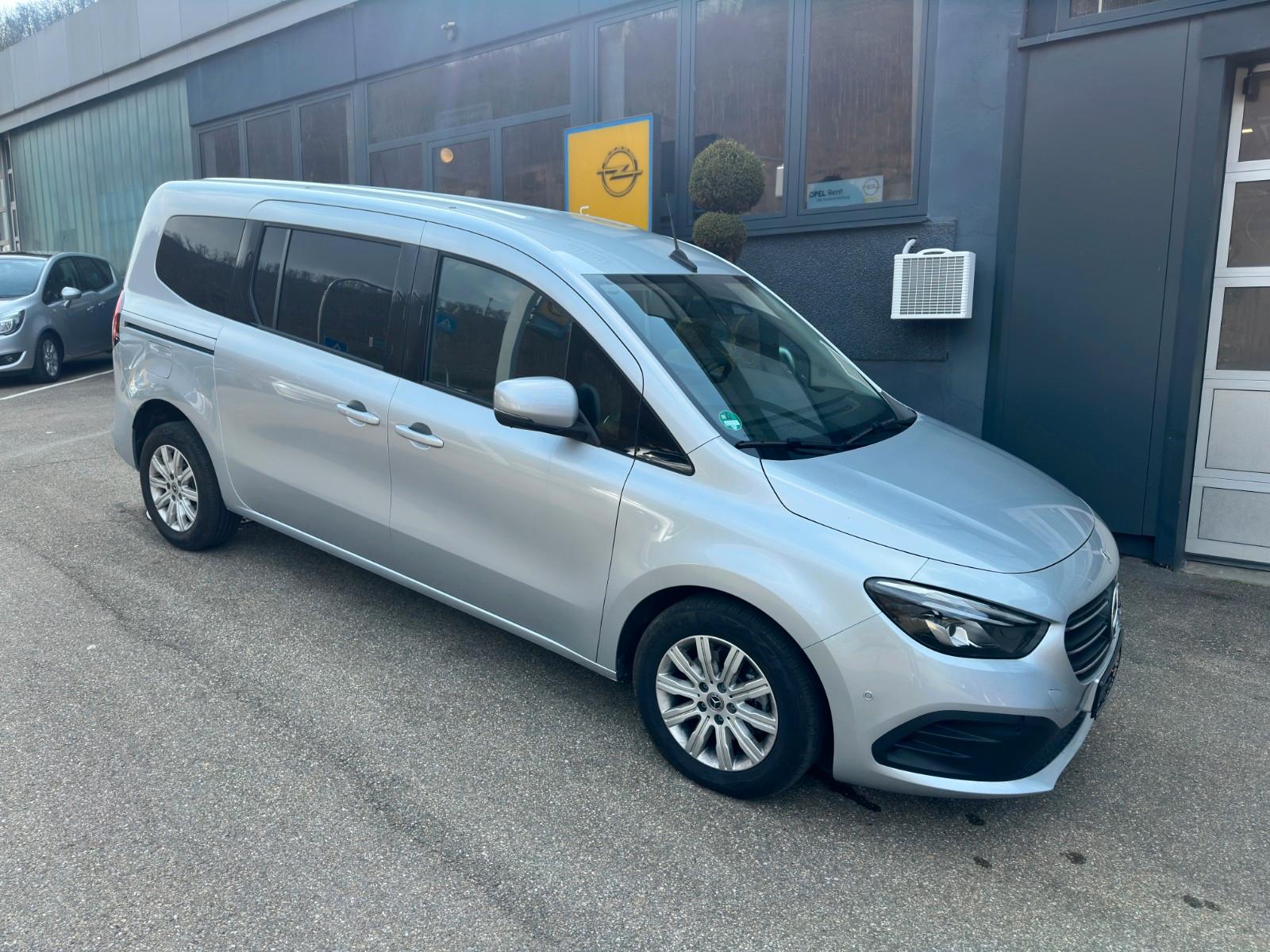 Mercedes-Benz T-Klasse 180 lang AHK 7-Sitzer