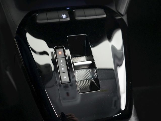 Corsa-e F EDITION 50kWh AT+SITZHEIZUNG+KEYLESS+K
