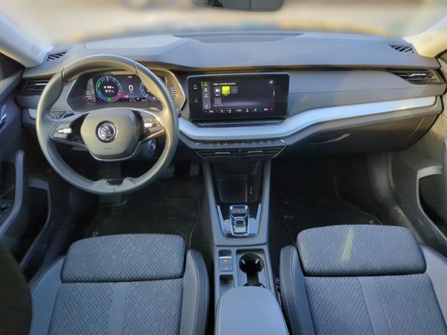 Fahrzeugabbildung SKODA Octavia Combi 1.4 TSI DSG iV Ambition AHK