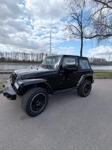 Jeep Wrangler 2.8l CRD Sahara Automatik Sahara - Jeep aus 2012