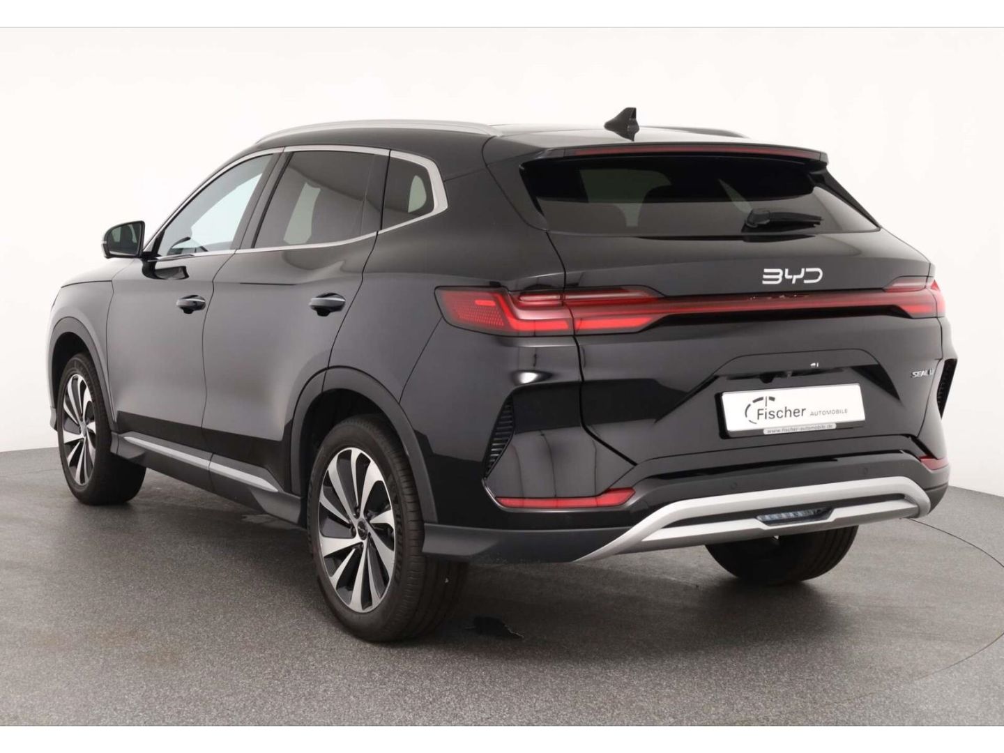 BYD SEAL U