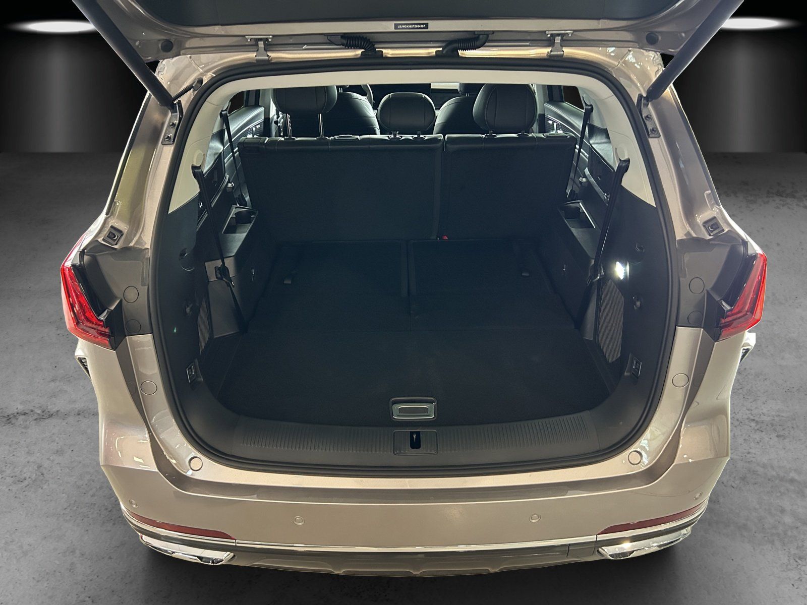 Fahrzeugabbildung MG MG S9 PHEV Luxury 7 Sitzer
