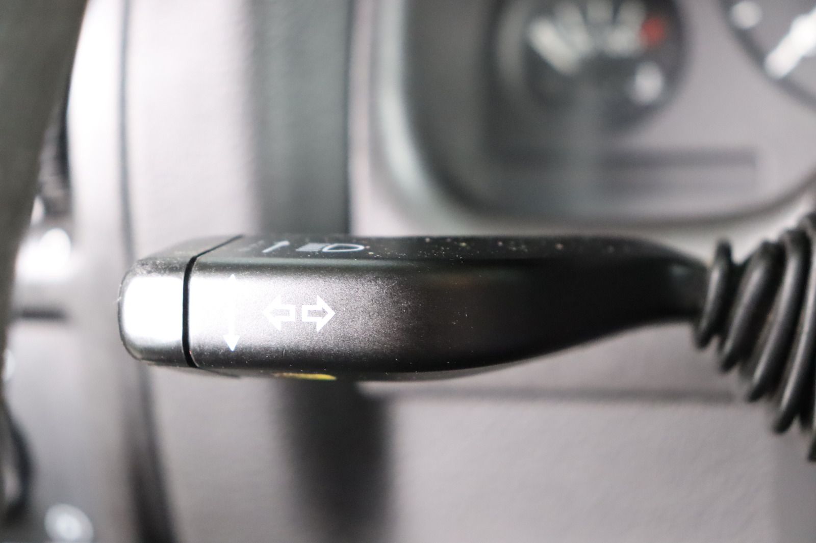 Fahrzeugabbildung Opel Astra 1.6 * AHK * Klima * HU/AU 02.2026