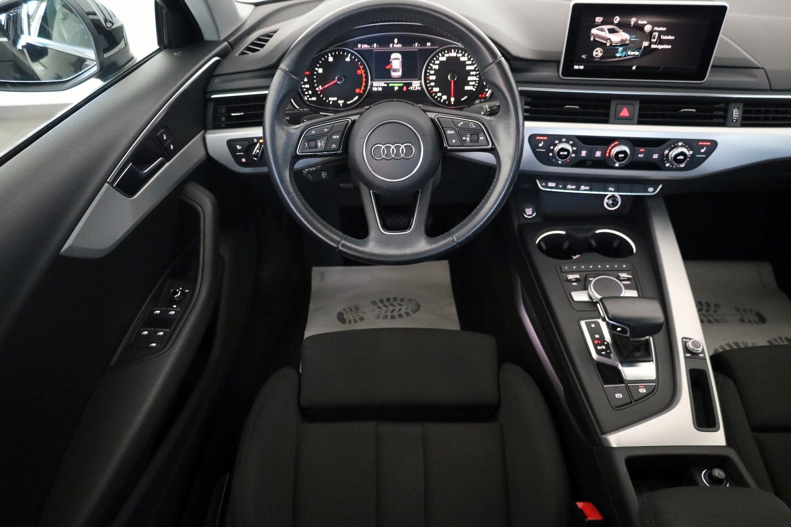 Fahrzeugabbildung Audi A4 Lim. sport,S line,Navi,LED,SH,8fach bereift