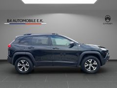 Fahrzeugabbildung Jeep Cherokee 3.2 Trailhawk 4WD