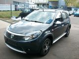 Dacia Sandero Stepway 1.6*Klima*5Gang*Navi*PDC*Euro5* - Dacia aus 2012
