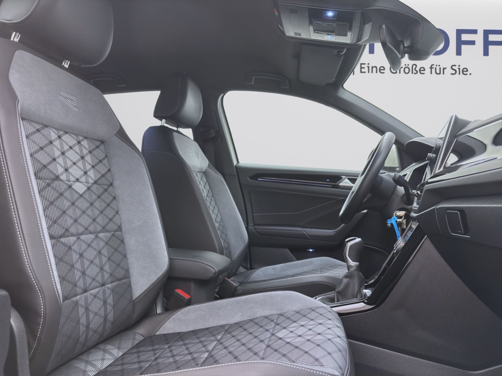 Volkswagen T-Roc - Bild 17