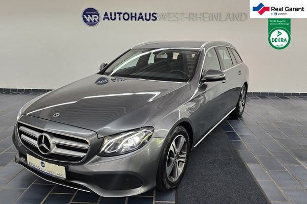 MERCEDES-BENZ E 220d 143KW Avantgarde*RFK*LEDER*LED*NAV*COMAND