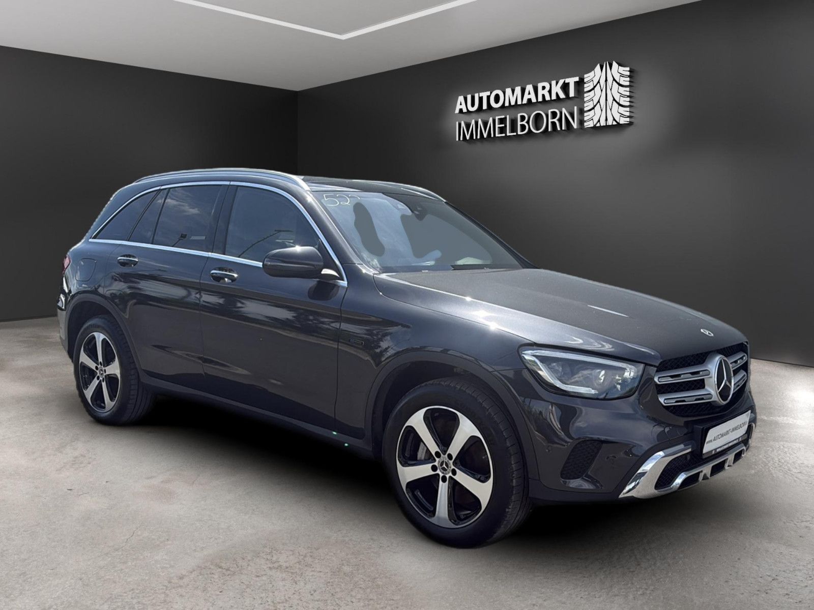 MERCEDES-BENZ GLC 300 e 19*Distro*VIRTUA*Mubeam*Sound*Pano*AHK
