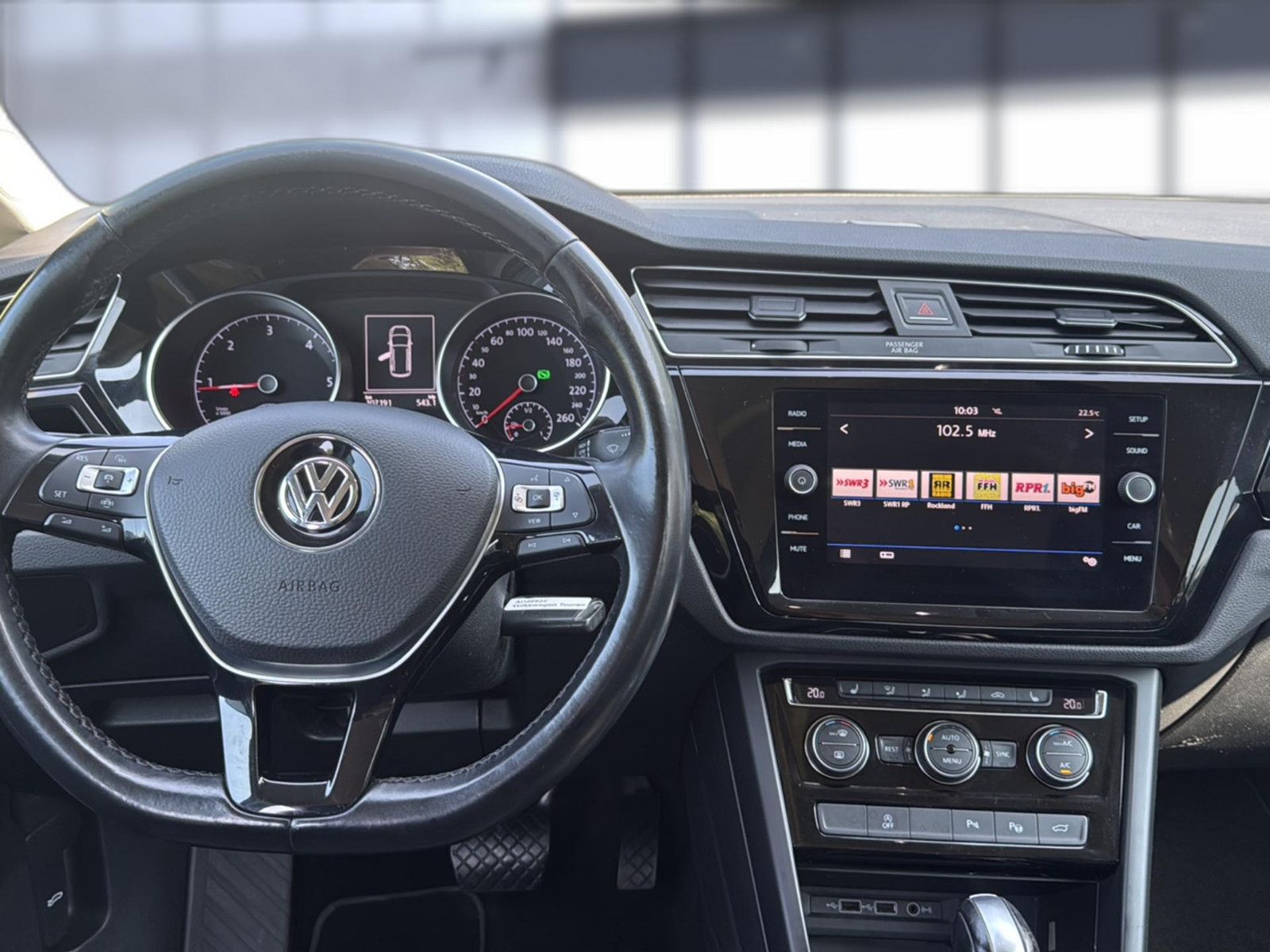 Fahrzeugabbildung Volkswagen Toura2.0 TDI Touran / AHK/unfallfrei