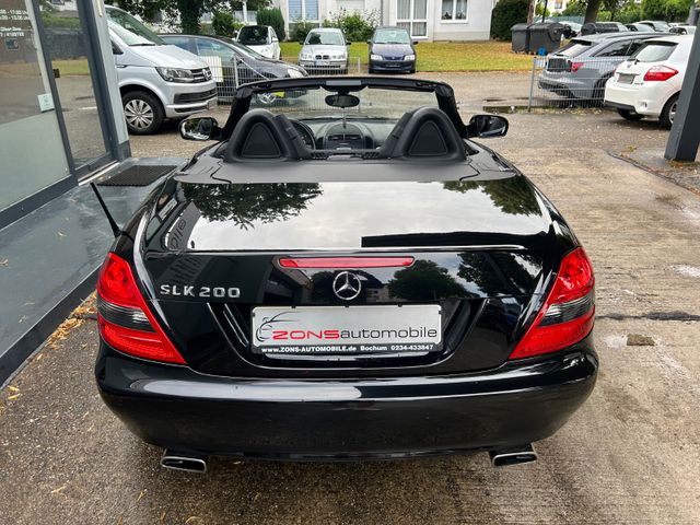 Fahrzeugabbildung Mercedes-Benz SLK 200 Kompressor Aut.+Leder+Navi+SHZ+PDC+BT+