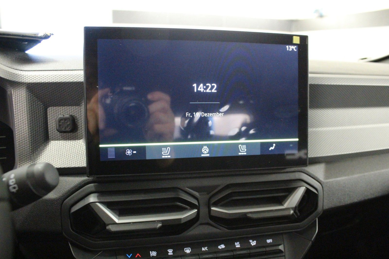 Fahrzeugabbildung Dacia Duster mild hybrid 140 Expression*Winterp.*MY 26