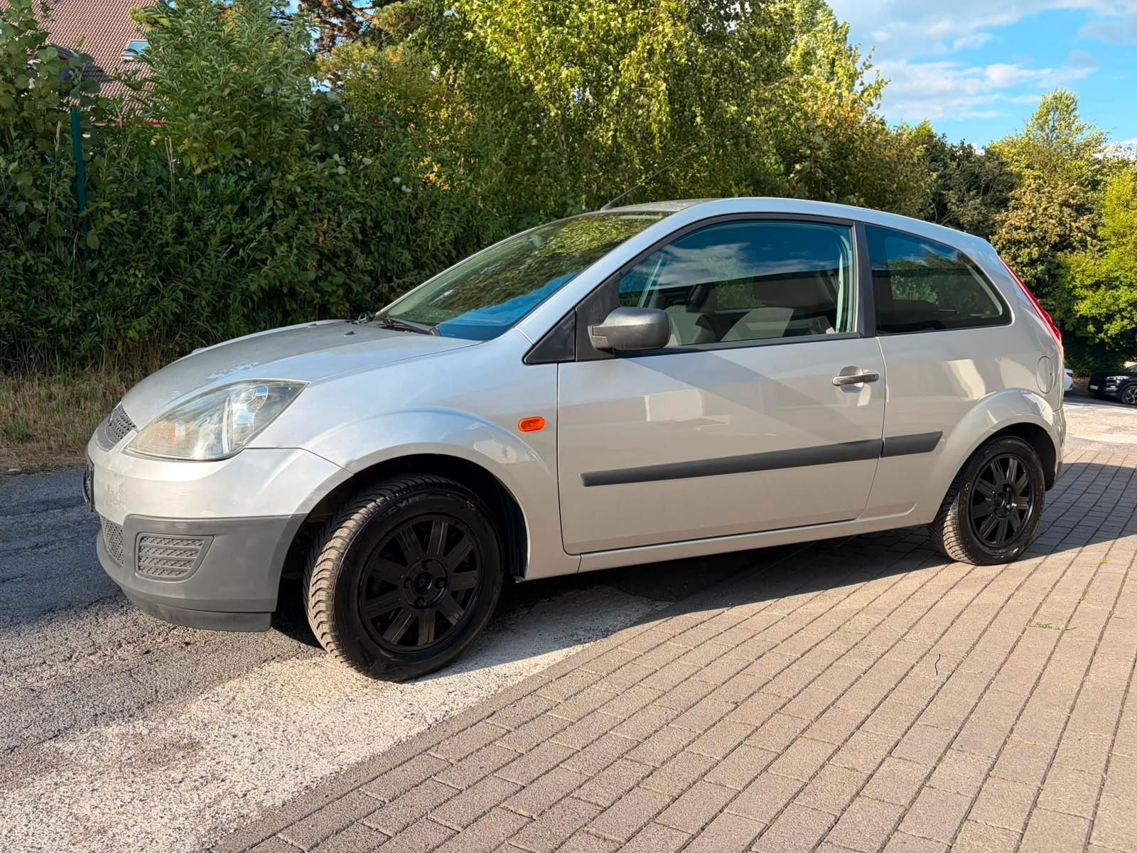 Ford Fiesta 1.4 - Automatik - 95 tkm - TÜV 10.27
