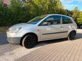 Ford Fiesta 1.4 - Automatik - 95 tkm - TÜV 10.27