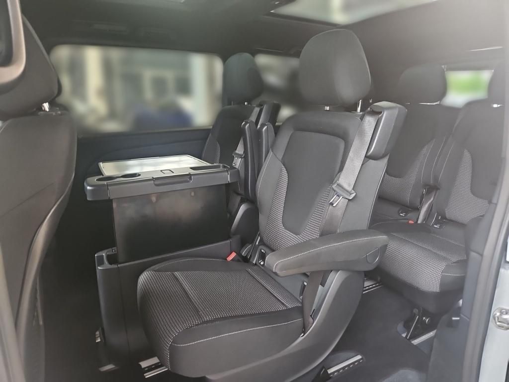 Fahrzeugabbildung Mercedes-Benz V 250 ED/L AMG 7 Sitze Tisch Pano AHK Sound DIST