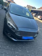 Ford S-Max 2.0 TDCi TITANIUM Automatik - Ford S-Max Gebrauchtwagen in Frankfurt