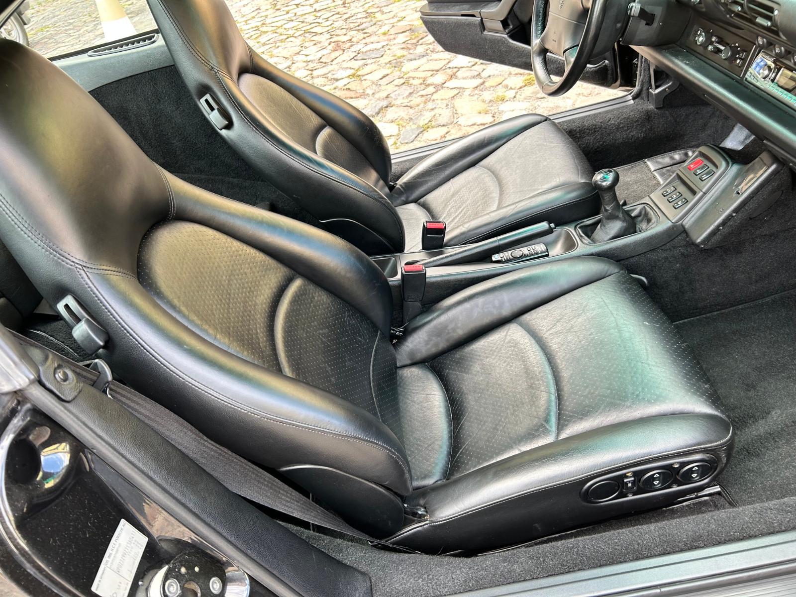Porsche 993 Targa - Top und im Turbolook!