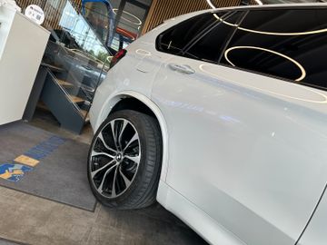 BMW X5 M50 *Soft-Close*Head-UP*Memory*Pano*360°*