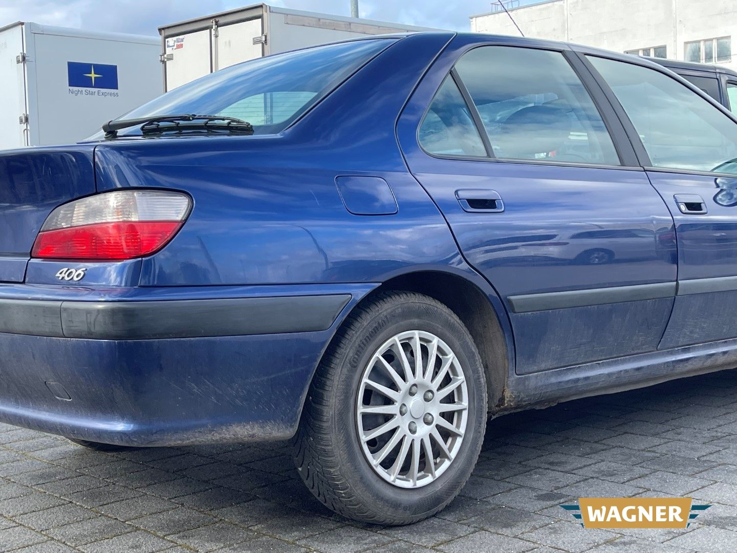 Fahrzeugabbildung Peugeot 406 SR Klimaanlage Servolenkung Motorschaden