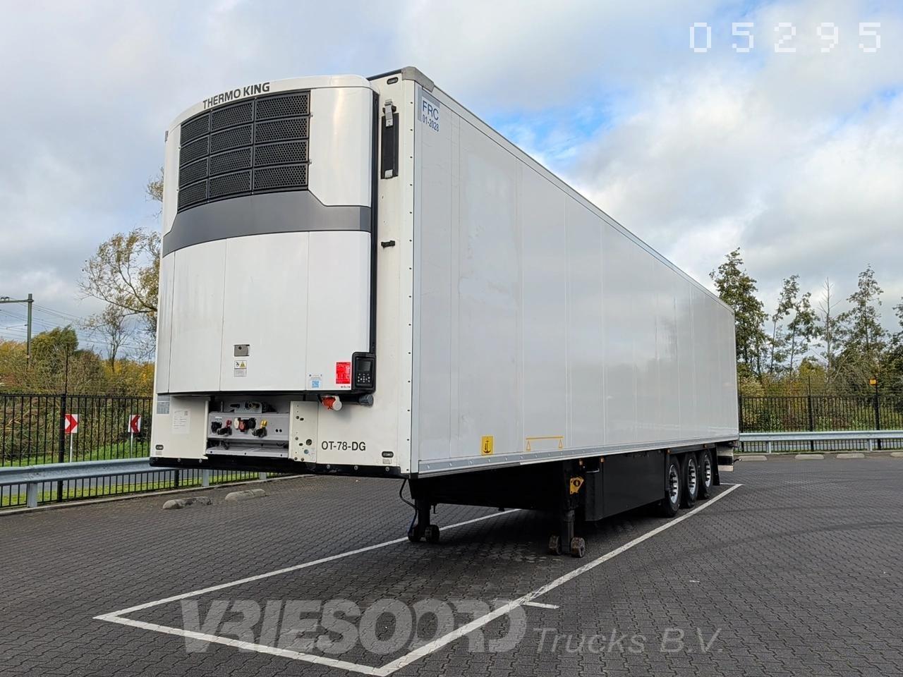 Schmitz Cargobull Bloemenuitvoering MET THERMOKING A400