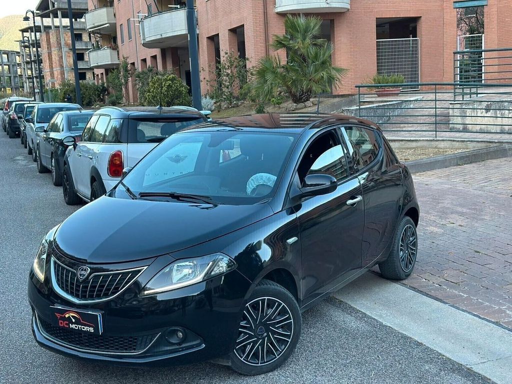 Image of Lancia Ypsilon