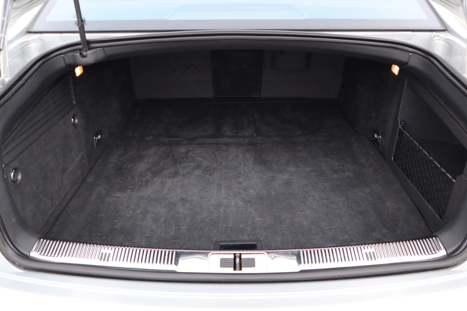 Volkswagen Phaeton 4.2 V8 4MOTION Tiptronic 5-Sitzer