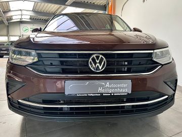 Volkswagen Tiguan - 10